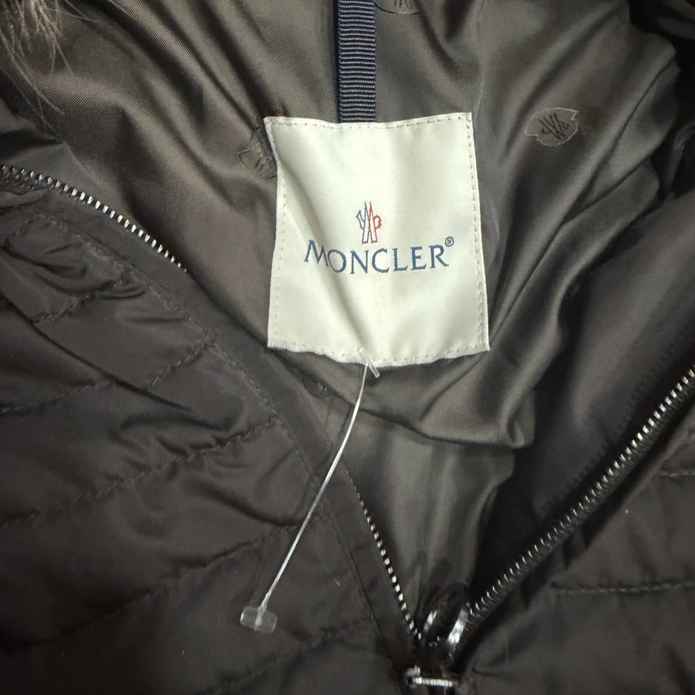 Moncler
Fur Hood leather parka brown vintage - Picture 8 of 16